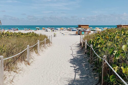 Private Condos at 101 Ocean by LMC