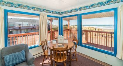 Experience Affordable Pet Friendly Oceanfront Lodging with Amazing Views