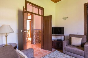 Apartment, 2 Schlafzimmer | Wohnzimmer