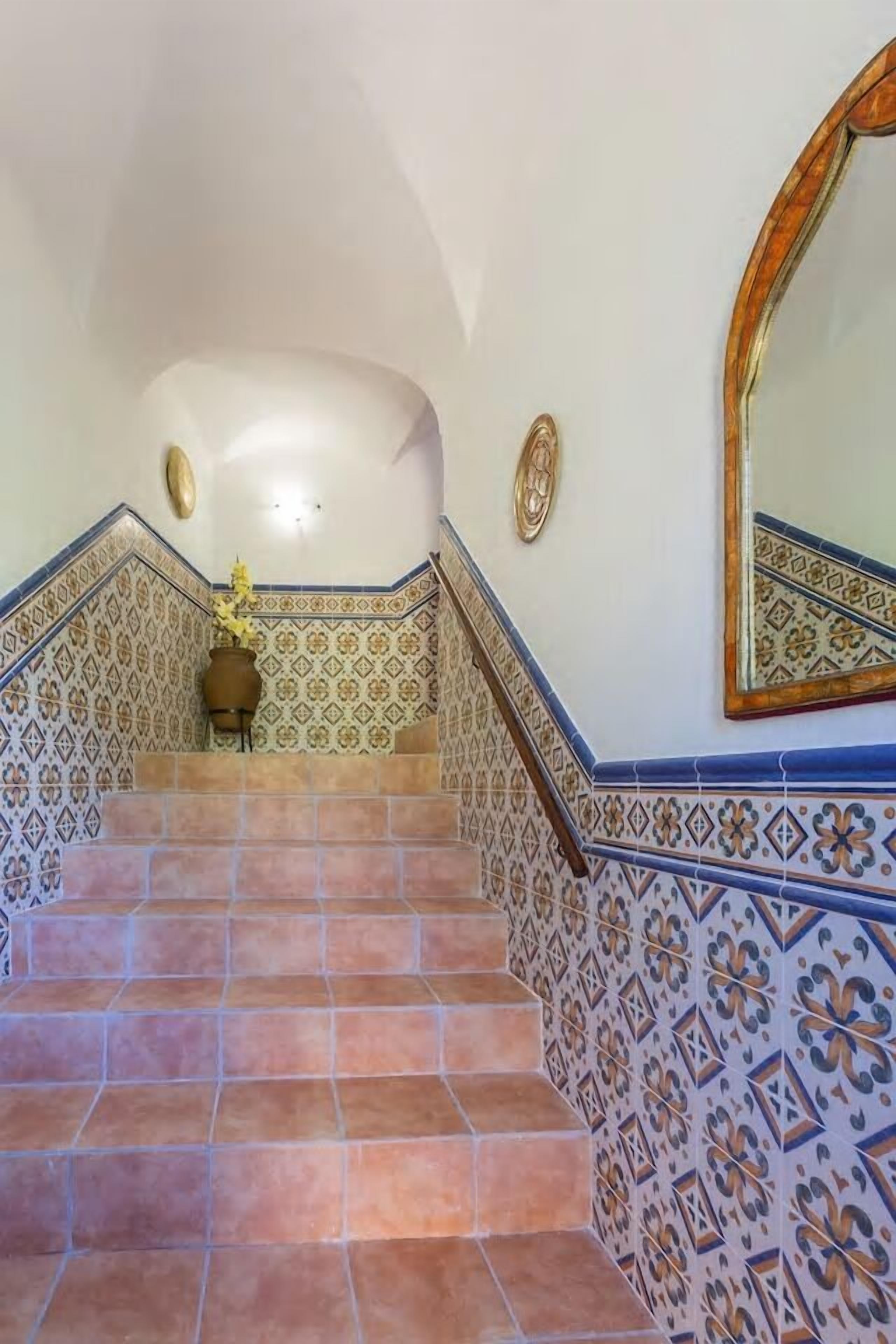 Apartment, 2 Bedrooms | Living area | Flat-screen TV