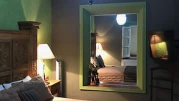 Literie de qualité supérieure, coffres-forts dans les chambres