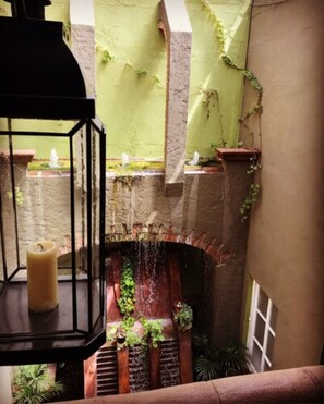 Lobby sitting area - Hotel Galería (San Miguel de Allende)