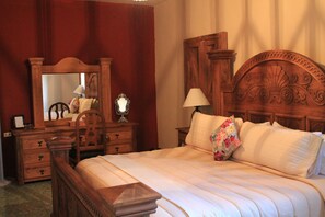 Caja de seguridad en la habitación, wifi gratis y ropa de cama 