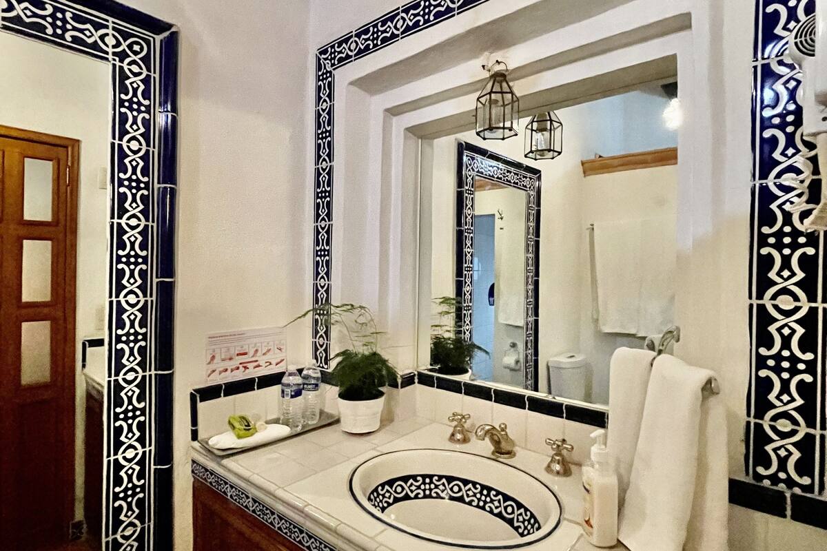 premier room | in-room safe, iron/ironing board, free wifi, bed sheets