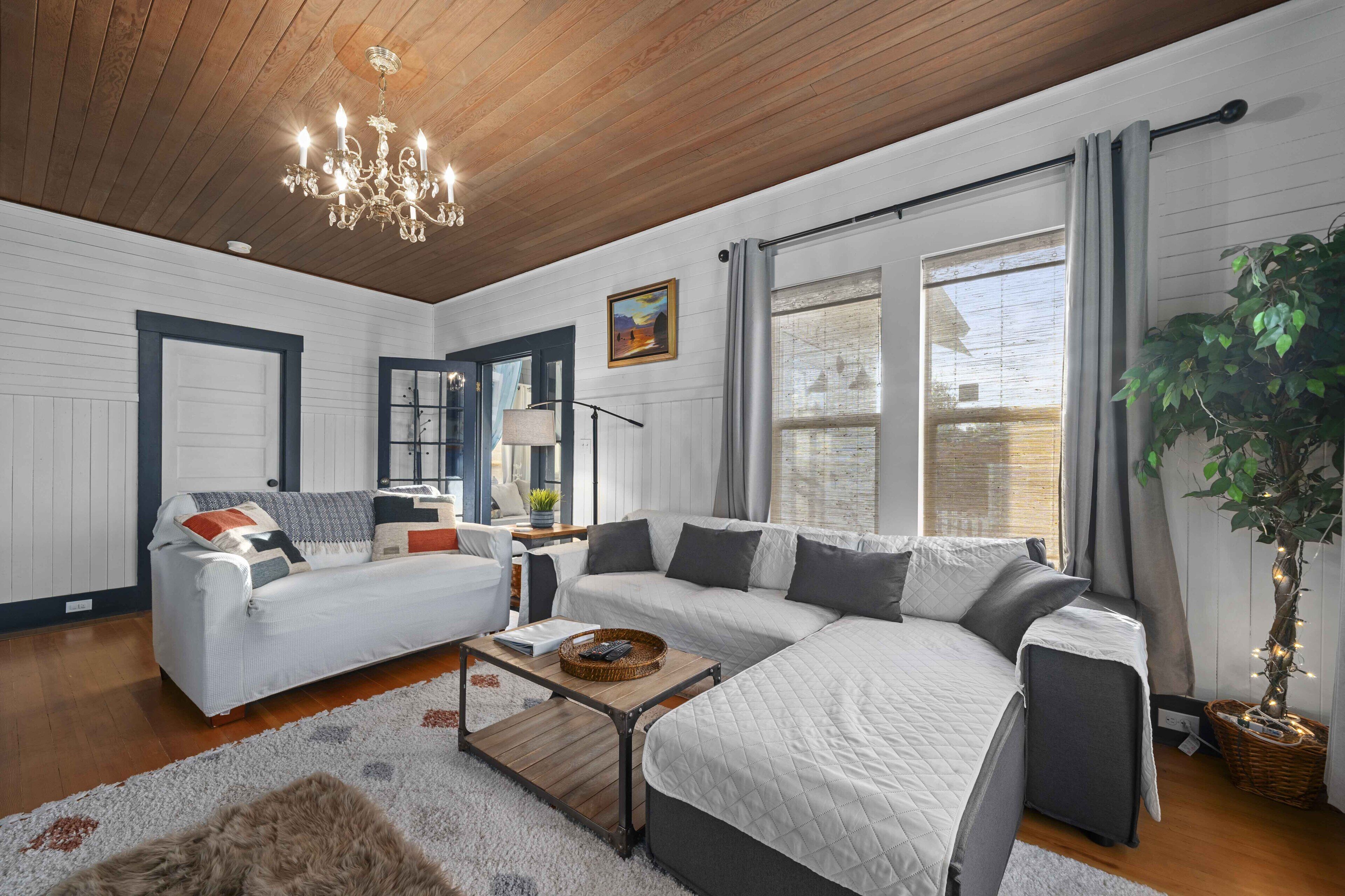 TV, DVD-spiller og bøker