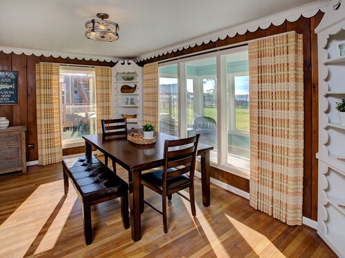 Enjoy Riverfront Views from the Porch, short drive to Beach and Promenade