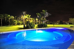 Piscina externa