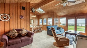 Smart-TV, DVD-Player