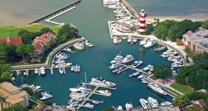 FANTASTIC Villa on #2 Green of Famed Harbour Town Golf Links!