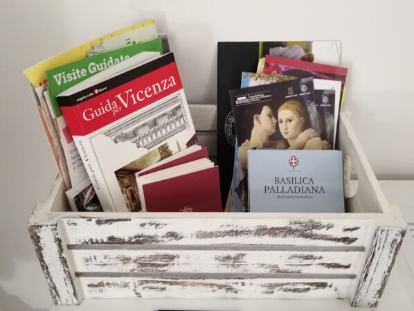 Imagem sem classificação, 1 de 8, botão