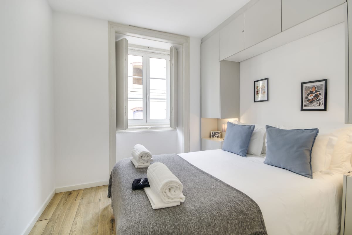 City Apartment, Terrace (APT2) | Individually decorated, blackout curtains, iron/ironing board, free WiFi