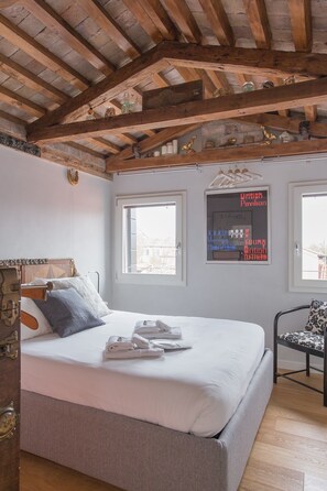 1 bedroom, in-room safe, iron/ironing board, WiFi