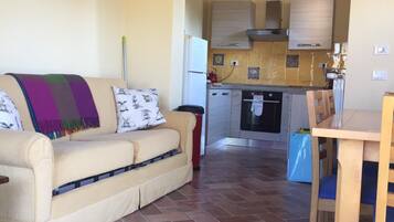 Fernseher, DVD-Player, Videothek