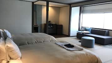 Habitación tradicional con 2 camas individuales (Japanese, Shared Hot Spring Access) | Edredón, decoración personalizada, muebles diferentes y wifi gratis