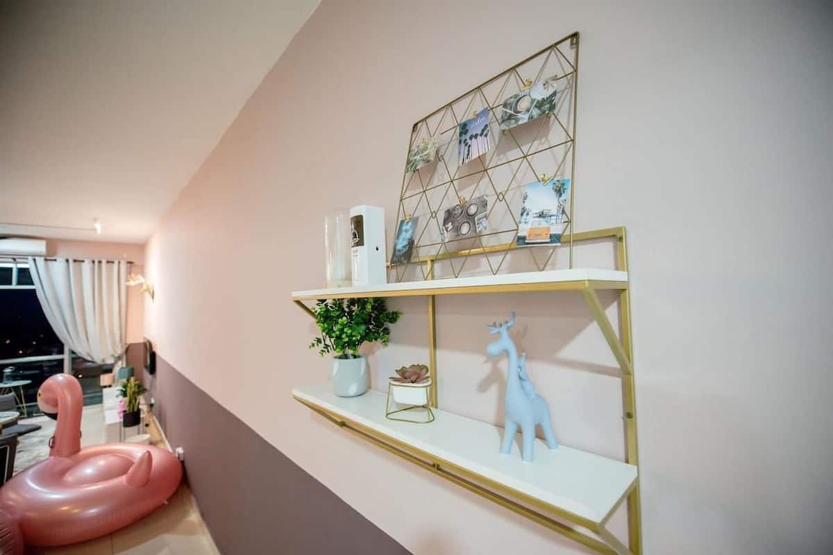 Apartment, 3 Bedrooms (Pink Panther) | Ruang tamu | TV LED, Netflix, perkhidmatan penstriman 