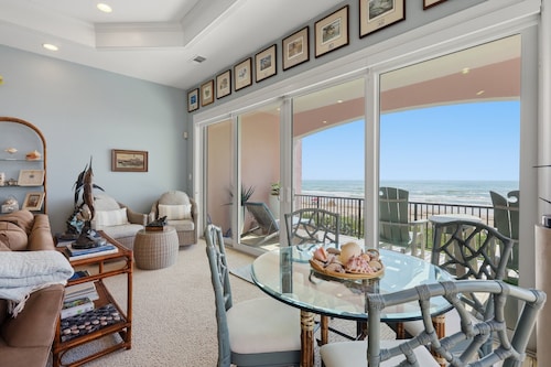 Incredible Views From Oceanfront 3 Bedroom  Townhouse by RedAwning