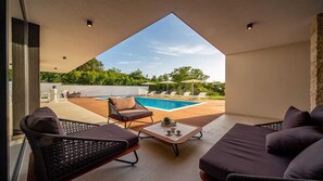 Pool - Villa Elara by MyWaycation (Rovinj)