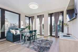 TV - Air-conditioned Apartment with Parking | Close to Old Town (Kraków)