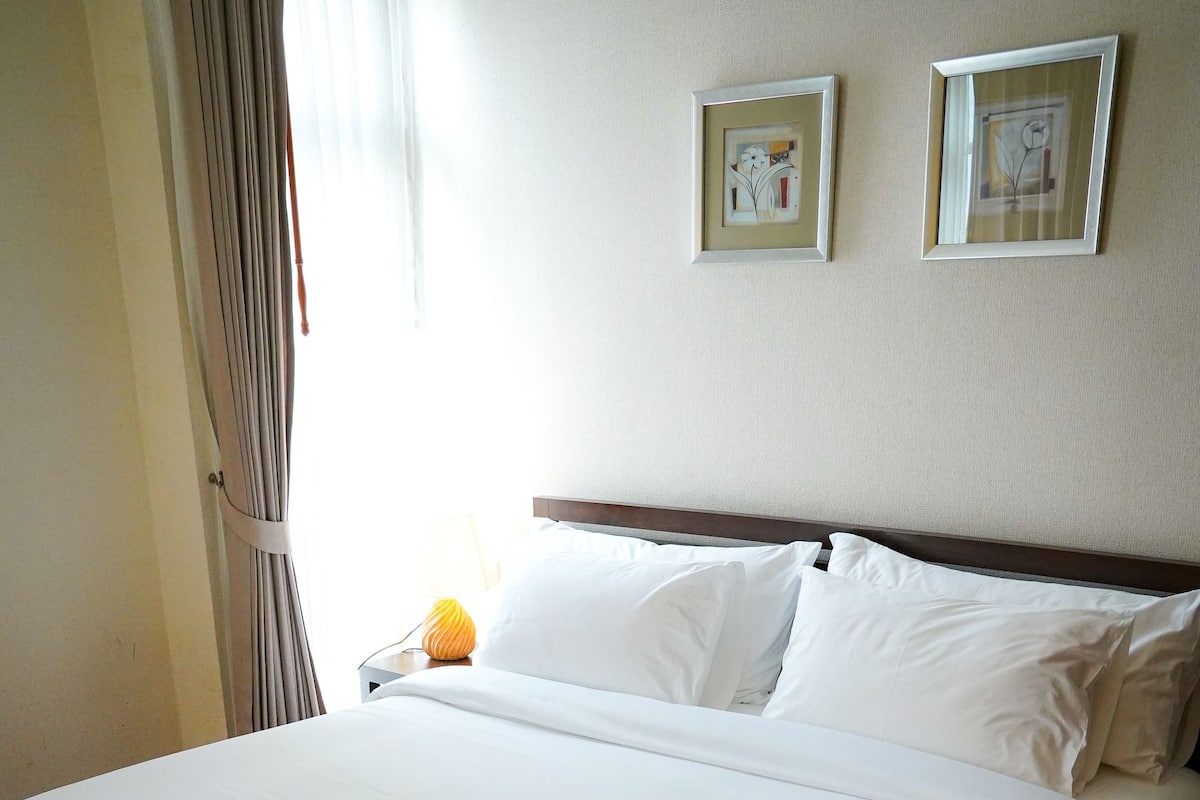 Superior Apartment | 1 bedroom, in-room safe, desk, soundproofing