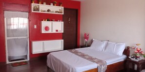 Basic Double or Twin Room, 1 Double Bed | Desk, free WiFi, bed sheets