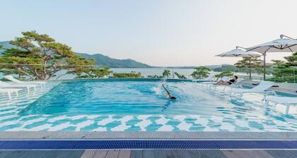 Goseong Hansan Marina Resort
