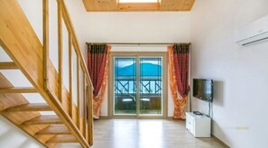 302 | Free WiFi - Geoje Beach Maru Pension (Geoje)