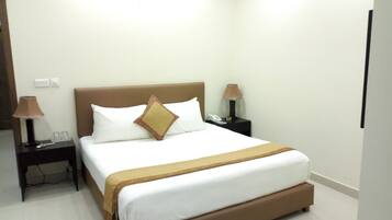 Standard Room | Down duvets, individually decorated, individually furnished, desk