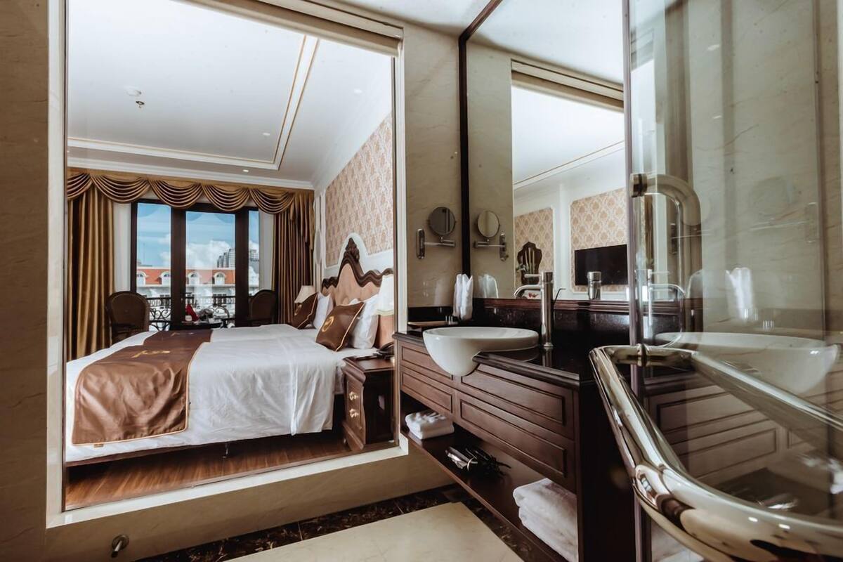 1 bedroom, minibar, in-room safe, desk