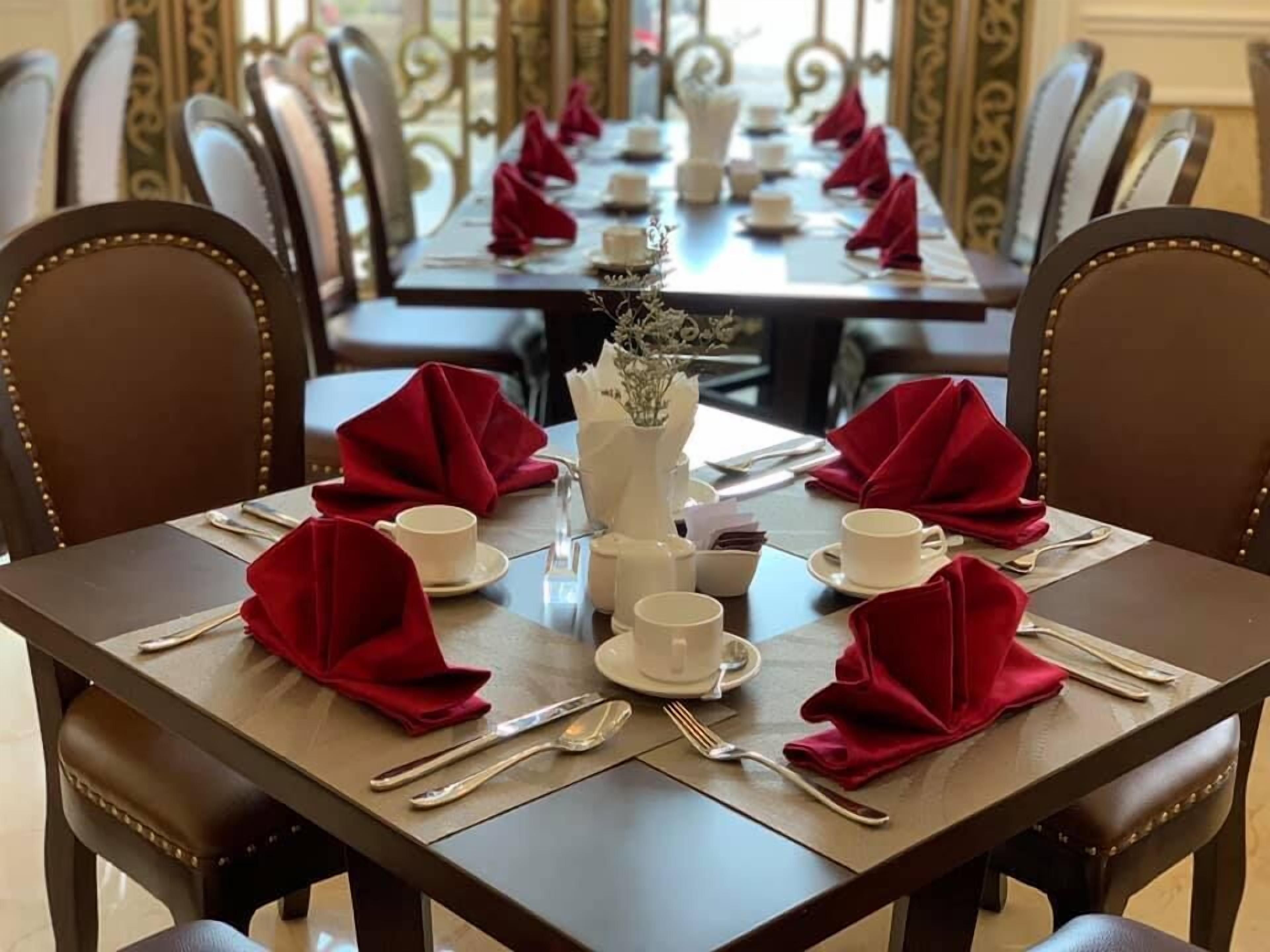 breakfast, lunch, dinner served; asian cuisine