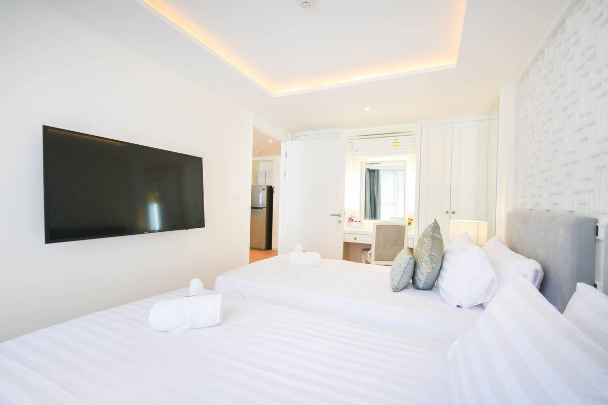 1 Bedroom Pool Access