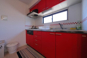 Private kitchen - Onehome Inn Apartment in Tennouji (Osaka)