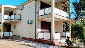 Unclassified image, 4 of 10, button - Atlantic Apartments (Ulcinj)
