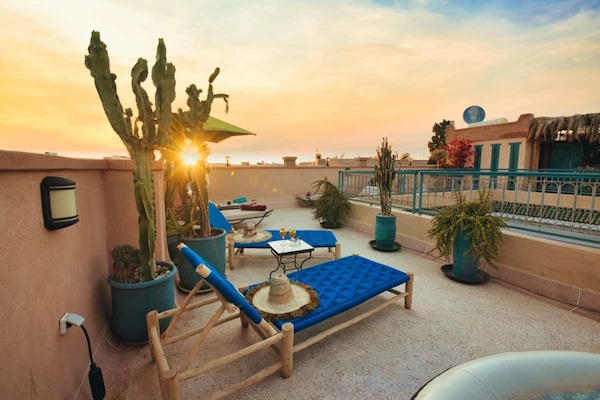 Casa exclusiva, varias habitaciones | Terraza o patio