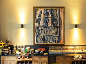 Breakfast buffet - Hotel Das Nikolai (Munich)