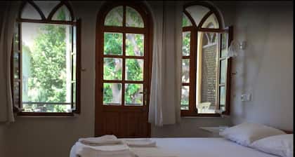 Hotel Arsen