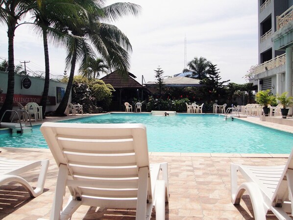 Sundeck