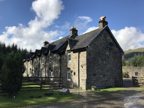 Exterior - Ewich House (Crianlarich)