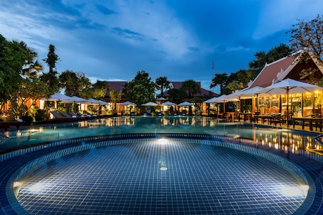 Outdoor pool, free pool cabanas, pool umbrellas. Angkor Privilege Resort and Spa