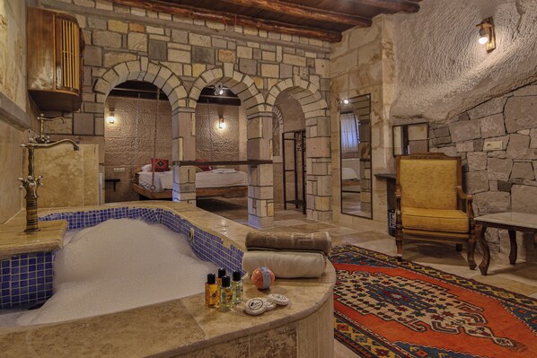 蜜月套房 | 客廳