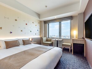 Down duvets, memory-foam beds, in-room safe, desk - Tokyu Stay Kanazawa (Kanazawa)