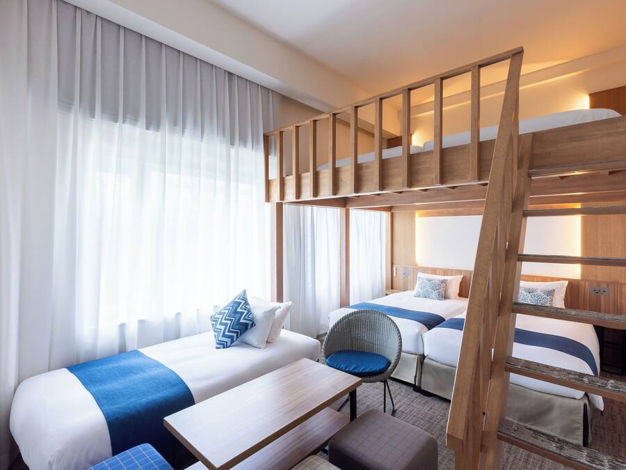 In-room safe, desk, blackout drapes, soundproofing