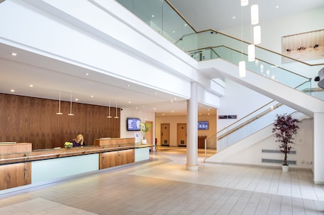 前台. 斯卡曼酒店 - 华威会议中心