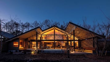 Biệt thự Premium, nhiều giường, không hút thuốc (A,SPA, Modern, Pool, OutdoorHotSpring) | 3 phòng ngủ, bộ đồ giường cao cấp, két bảo mật tại phòng