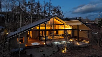 Biệt thự Premium, nhiều giường, không hút thuốc (A,SPA, Modern, Pool, OutdoorHotSpring) | 3 phòng ngủ, bộ đồ giường cao cấp, két bảo mật tại phòng