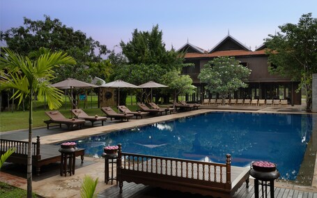 2 outdoor pools, open 6:00 AM to 10:00 PM, free cabanas, pool umbrellas. Mane Hariharalaya