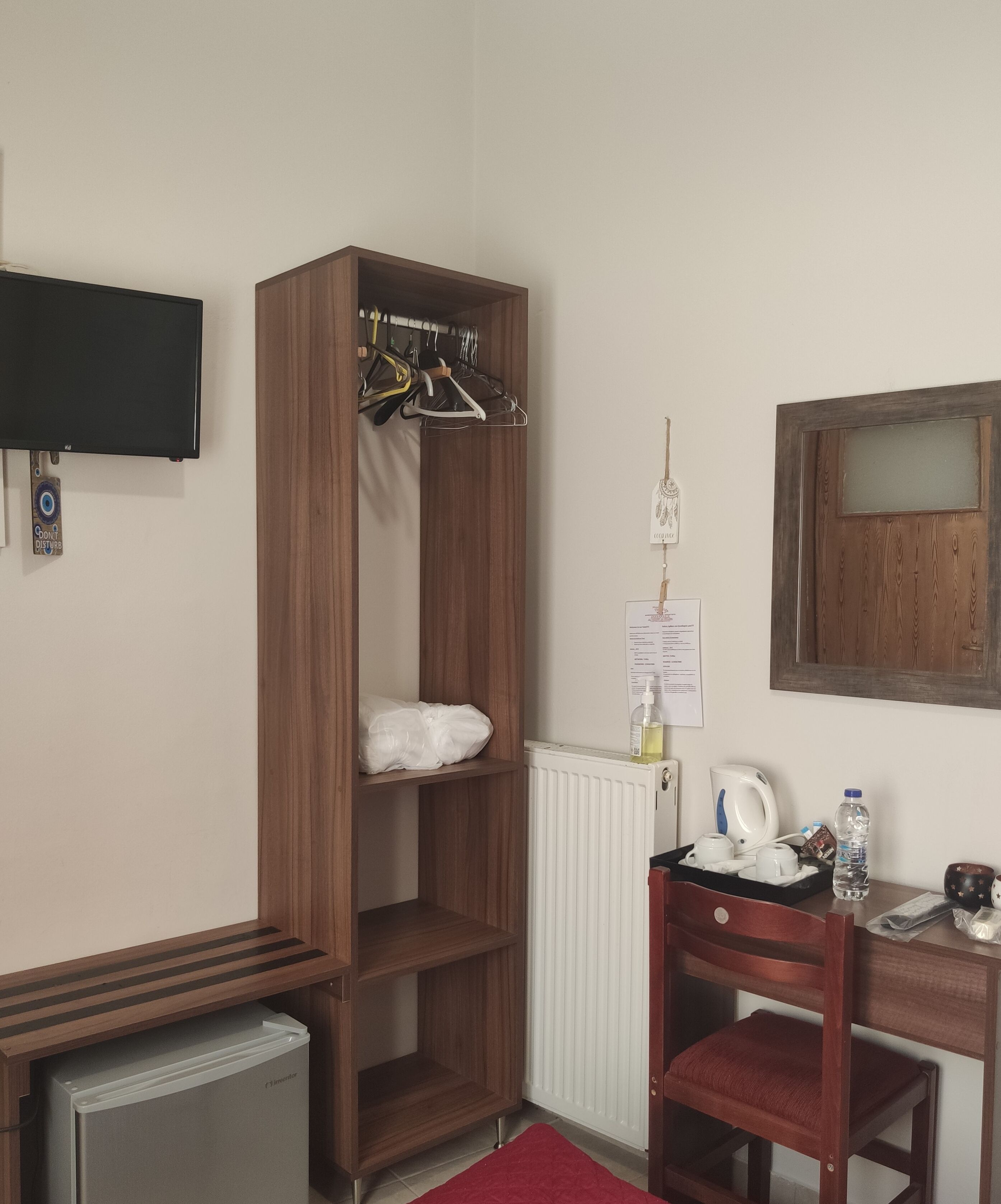 single room | premium bedding, soundproofing, cots/infant beds, rollaway beds