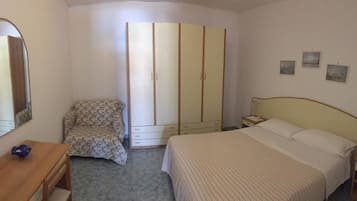 Classic Apartment, 1 Bedroom | 1 bedroom, free cots/infant beds, free WiFi, bed sheets