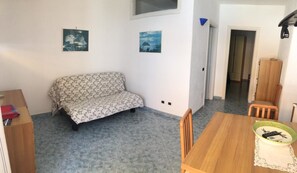 Classic Apartment, 1 Bedroom | Living area | Flat-screen TV - Casa Assunta (Serrara Fontana)