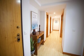 Interior - Meriteluna Mountain - Lisbon, Sintra and Cascais (Cacém)