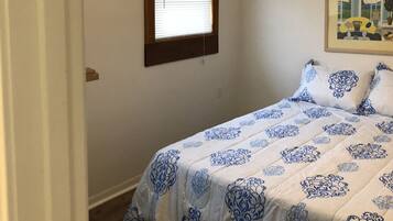 2 bedrooms, free WiFi, bed sheets